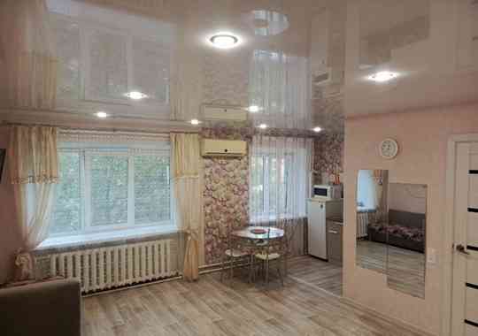 Сдаю студию 35.0 м² этаж 4, город Донецк, Ворошиловский район, улица Набережная Донецк