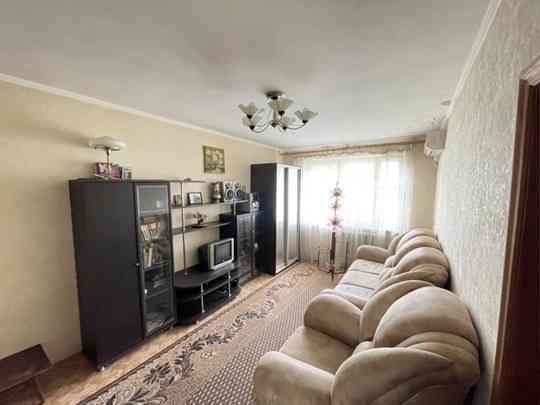 Сдается двухкомнатная квартира в Ленинском районе. Ориентир: Обжора Донецк