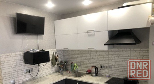 Сдается однокомная квартира в Ворошиловским районе, город Донецк Свежий дизайнерский ремонт, сдается Донецк - изображение 1