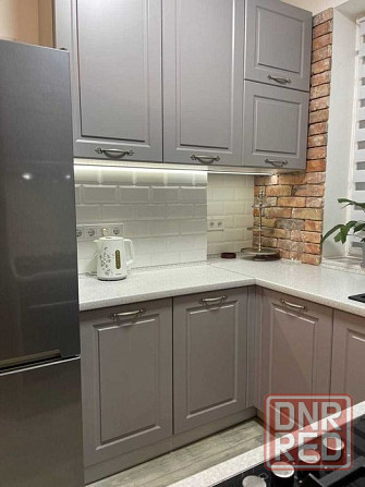 Сдаётся 1 комнатная квартира, с новым ремонтом, ещё никто не жил! Донецк - изображение 1