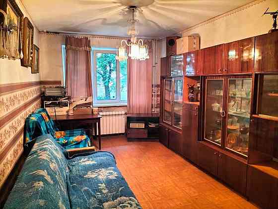 Продается 3 х комн. кв. в Орджоникидзевском районе , ул. Азовстальская 166 Мариуполь