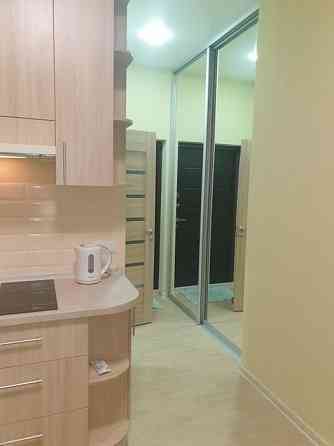 Сдается уютная однокомнатная квартира в Ворошиловском районе, расположенная на живописной набережной Донецк