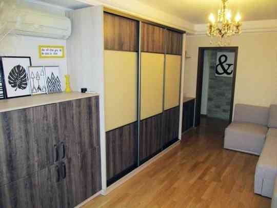 Сдается двухкомнатная квартира Ворошиловский район Донецк