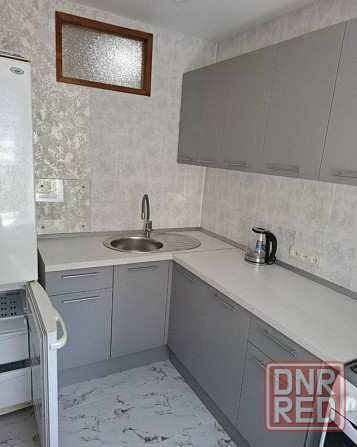 Сдаю однокомнатную квартиру Буденновский район Донецк - изображение 2