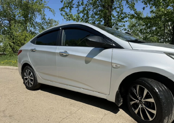 Hyundai Solaris 1.4 механика, 2013, 178 000 км Донецк