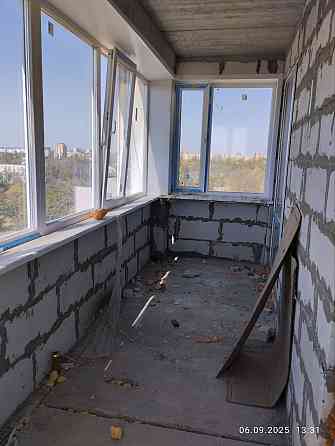 Продается 3 к.кв-ра кв-ра в Центральном районе, о-р рынок Застава Мариуполь
