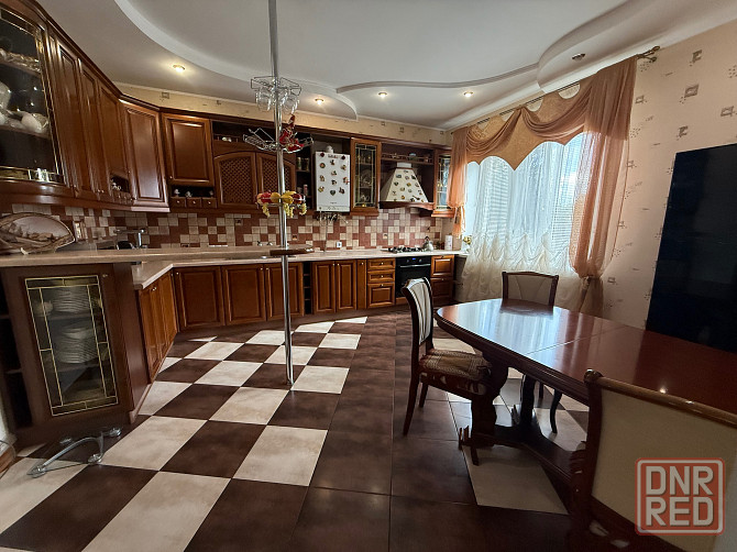 Продажа Дома с ремонтом и мебелью - в Киевском районе Донецка - Ул. Ахромеева.Вода идет ! Донецк - изображение 1