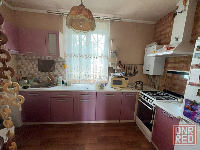 Продам 3 комнатную квартиру на земле (дом) Петровский район, 2 остановки от текстильщика, Детсад Донецк - изображение 1