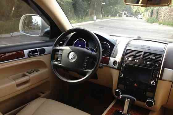 Volkswagen Touareg 3,0 2008 129800 км европеец Донецк