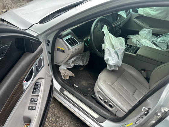 Продам Genesis g70 Донецк