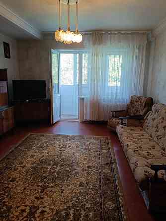 Продам 2х-комнатную.Площадь Бакинских комиссаров. Донецк