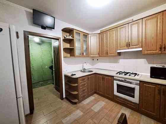 Сдам 3-х комнатную квартиру в Ворошиловском районе, пр-кт 25 летия РккА Донецк