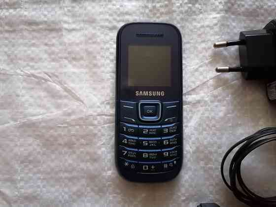 Мобильный телефон SAMSUNG GT - E 1200 I. Стаханов