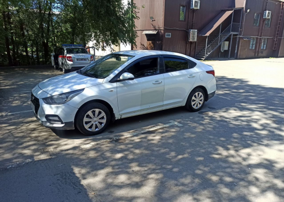 Hyundai Solaris 1.4 MT, 2017, из такси 600 000 км пробег Донецк