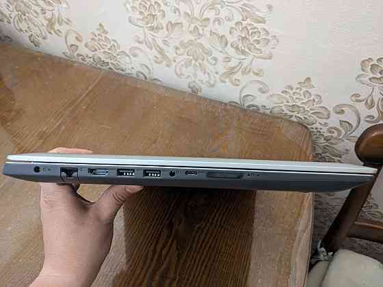 Lenovo 330 (17,3 дюйма, i5-8250U, GF 150MX, 12Gb DDR4, SSD 256Gb) Макеевка