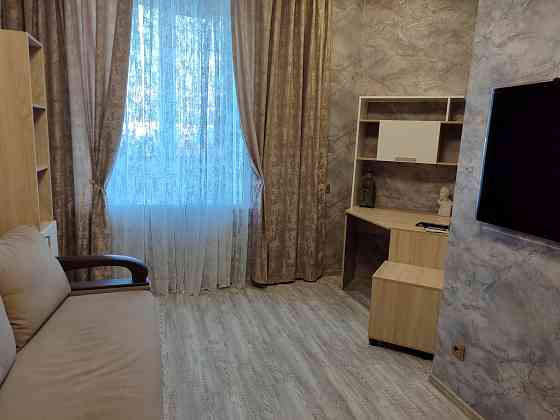 Собственник!!! Вода 24/7 Сдам 4-х комнатную квартиру студию 130 м². Калининский р-н Безалкогольный Донецк