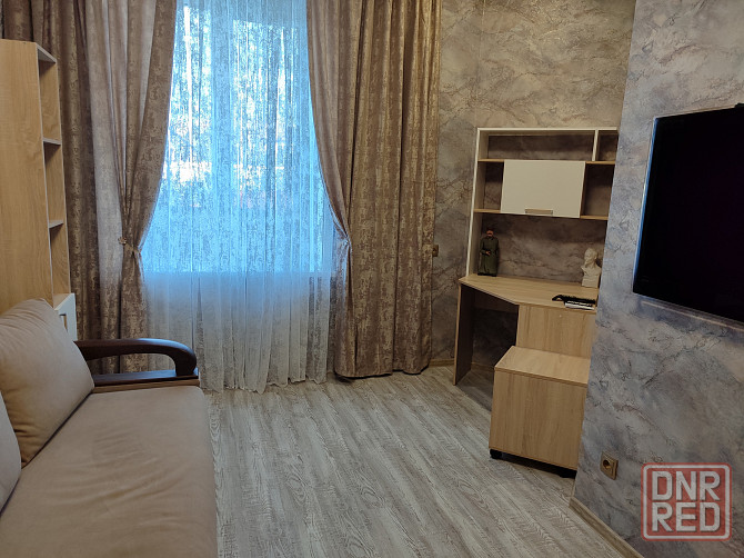 Собственник!!! Вода 24/7 Сдам 4-х комнатную квартиру студию 130 м². Калининский р-н Безалкогольный Донецк - изображение 4