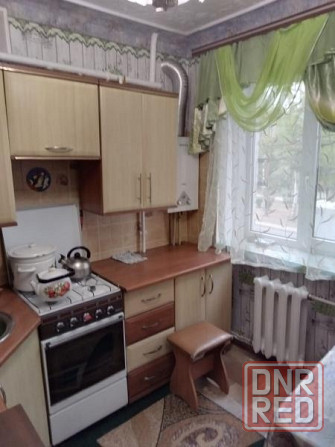 Продаю 1-комнатную квартиру в Петровском районе, пл. Победы Донецк - изображение 1
