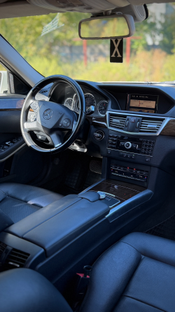 Продам Mercedes Benz e200 Донецк