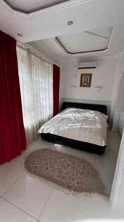 Продаю 4-х комнатную квартиру в Ворошиловском районе Донецк