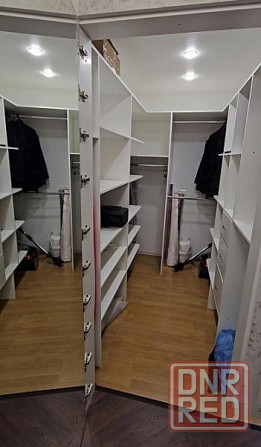 Продаю 4-х комнатную квартиру в Ворошиловском районе, ул. 50 летия ссср, пр. Ильича Донецк - изображение 2