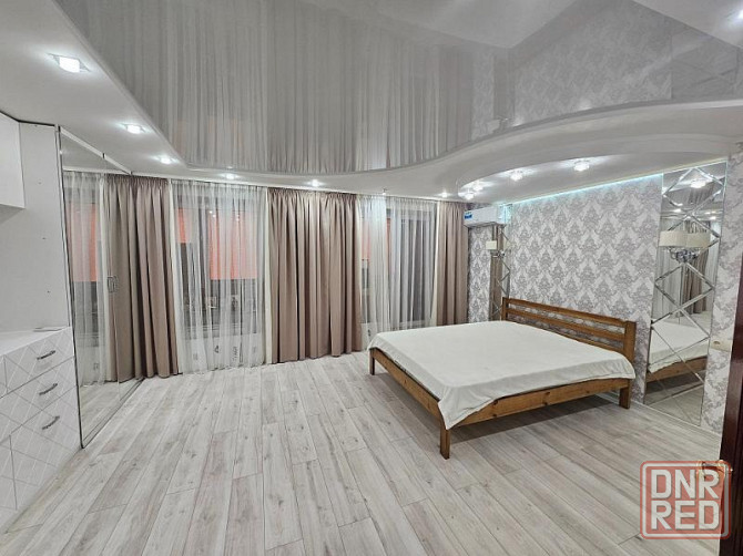 Продаю 4-х комнатную квартиру в Ворошиловском районе, ул. 50 летия ссср, пр. Ильича Донецк - изображение 1