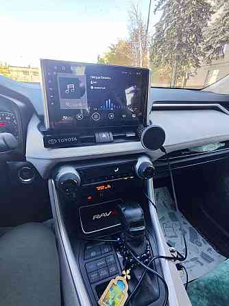Продам Тойота RAV4 комплектация XLE полный привод 4 х4 бензин 2,5 л идеальный вариант Донецк