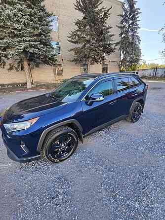 Продам Тойота RAV4 комплектация XLE полный привод 4 х4 бензин 2,5 л идеальный вариант Донецк