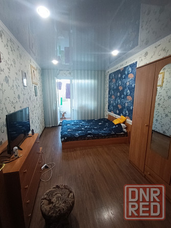 Продам 3-х комнатную квартиру Зеленый Макеевка - изображение 1