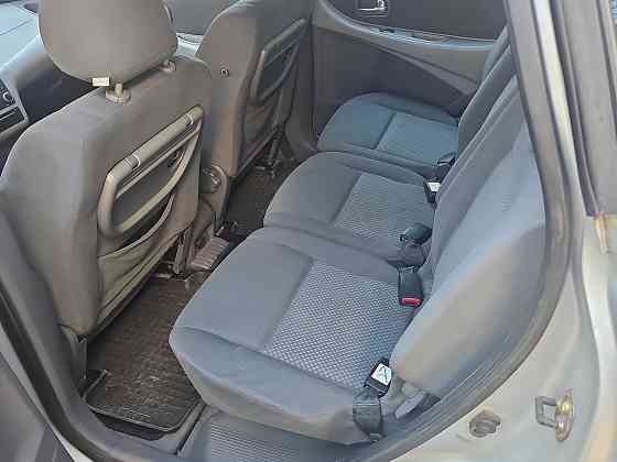 Продам NISSAN Almera Tino 2005 г. Донецк