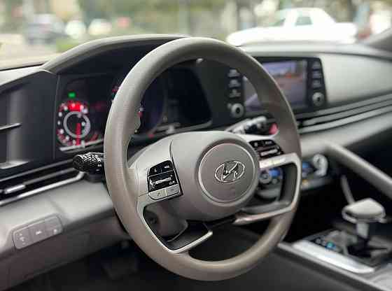 Hyundai Elantra 2.0 бензин 2021 год Донецк