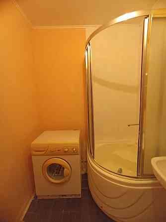 продам 1-комнатную квартиру по ул. Петровского. Донецк