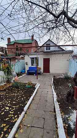 Продается дом из 5-ти комнат, Ленинский район (Южные склоны) Донецк