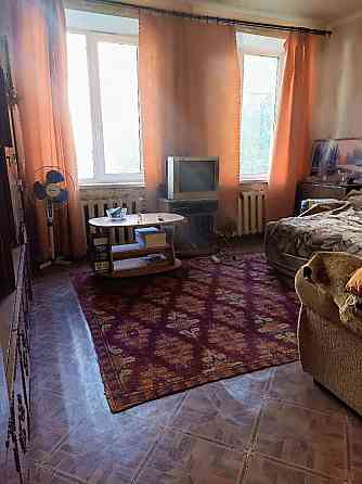 Продам двух комнатную квартиру Макеевка