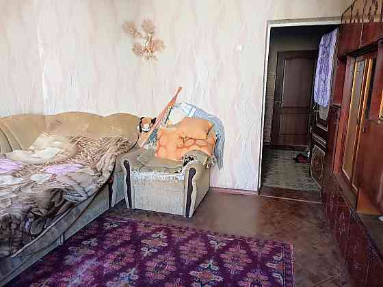 Продам двух комнатную квартиру Макеевка