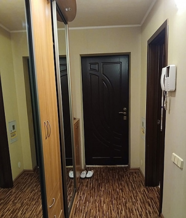 Продажа 2-х комнатной квартиры Макеевка, Центрально-Городской район, пл. Грибиниченко, (район 3/5) Макеевка