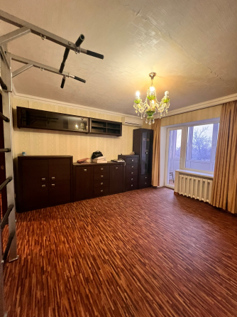 Продажа 2-х комнатной квартиры Макеевка, Центрально-Городской район, пл. Грибиниченко, (район 3/5) Макеевка