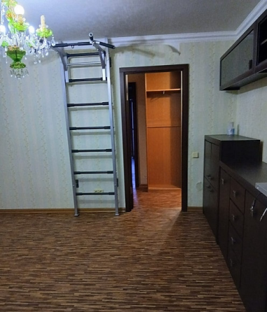 Продажа 2-х комнатной квартиры Макеевка, Центрально-Городской район, пл. Грибиниченко, (район 3/5) Макеевка