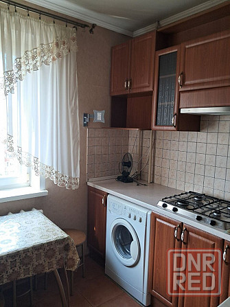 Продается 2 - х комнатная квартира, ул. Высоцкого Донецк - изображение 1