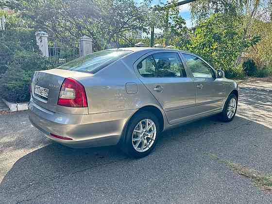 Skoda Octavia, 1.8л, классический автомат Донецк