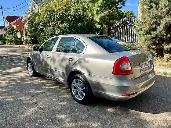 Skoda Octavia, 1.8л, классический автомат Донецк