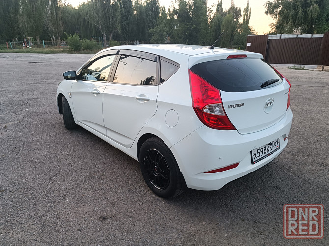 Продам Hyundai Solaris Донецк - изображение 4