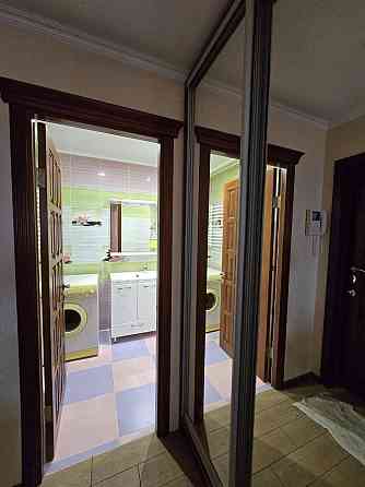 Срочно!!! Пррдам трехкомнатную квартиру Донецк