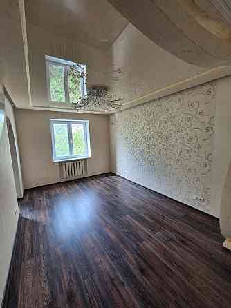 Срочно!!! Пррдам трехкомнатную квартиру Донецк