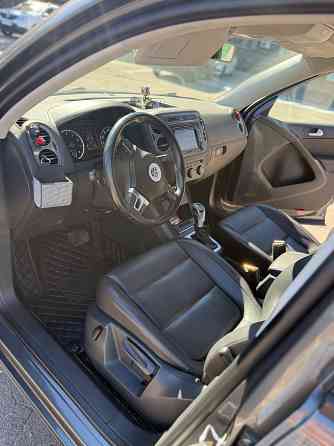 Продам свой Volkswagen Tiguan 1.8 Turbo AT, 2014, 185000 км Макеевка