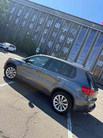 Продам свой Volkswagen Tiguan 1.8 Turbo AT, 2014, 185000 км Макеевка