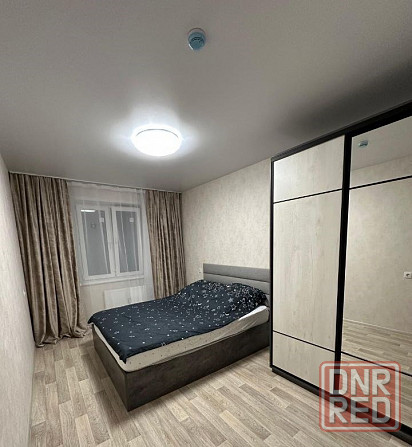 Сдам двухкомнатную квартиру в Ворошиловском районе, пркт Гурова, 26.000 руб./месяц Донецк - изображение 1