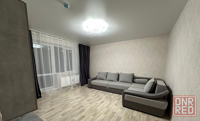 Сдам двухкомнатную квартиру в Ворошиловском районе, пркт Гурова, 26.000 руб./месяц Донецк - изображение 2