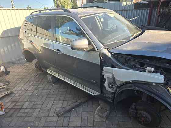 Bmw x5e70 4.8 на запчасти Донецк