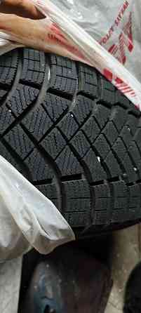 Зимняя резина Pirelli r17 215/60 Донецк